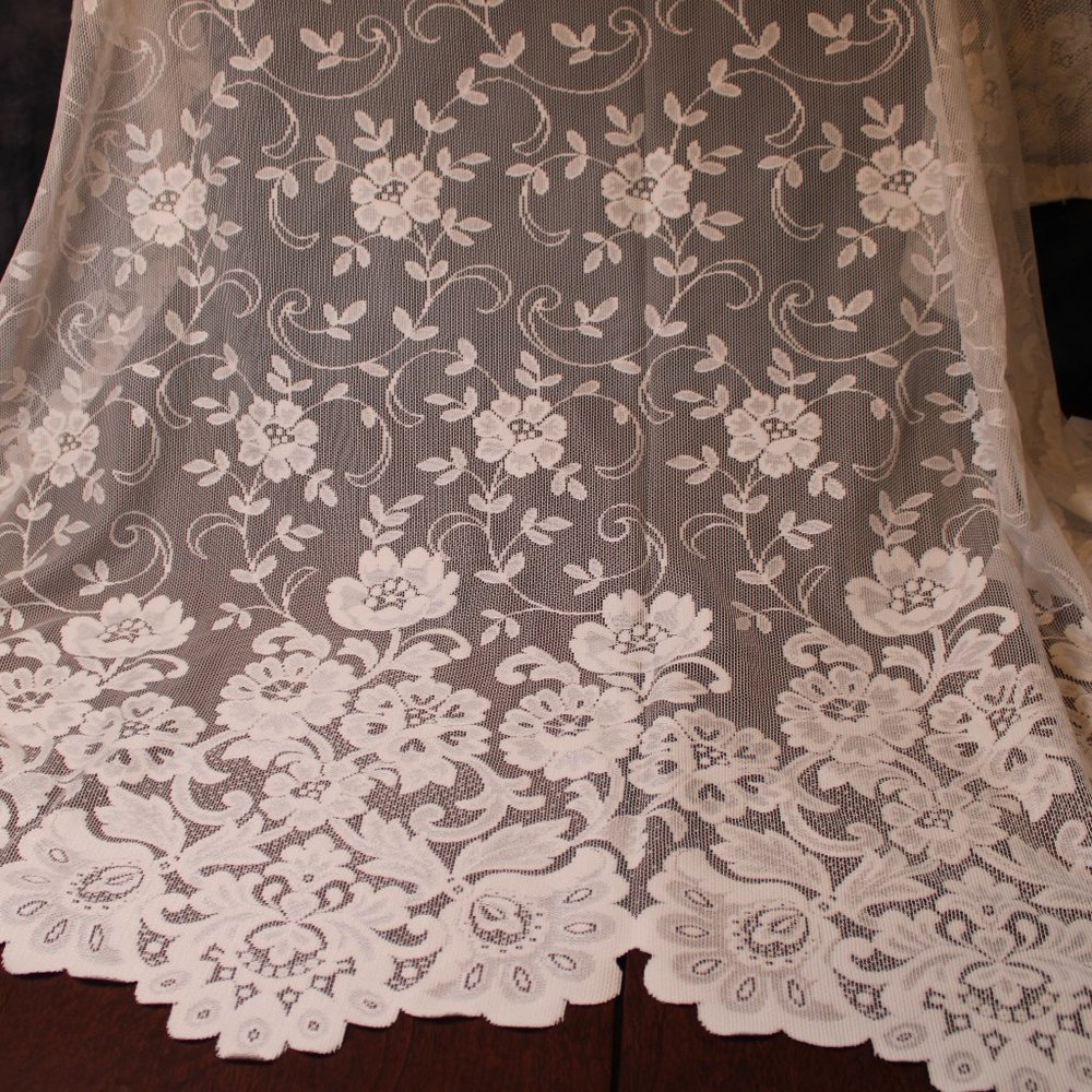 1 Lace Panel